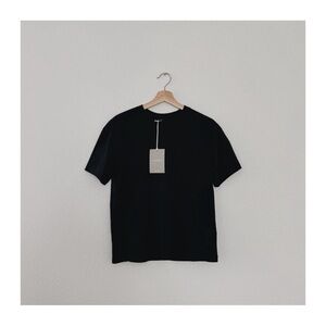 NWT everlane the relaxed pocket tee